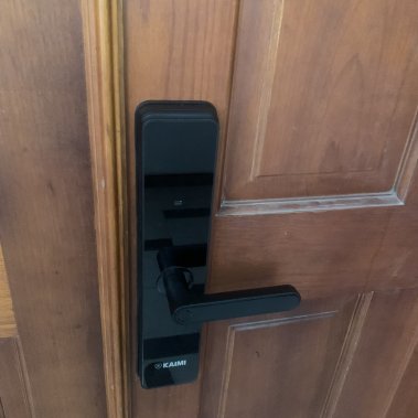 Khóa vân tay Kaimi BTM101 Màu đen