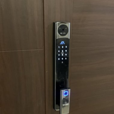 Khóa vân tay màn hình chuông KM10 – Ultra