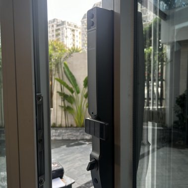 Khóa thông minh nhận diện khuôn mặt Face ID cho cửa nhôm sắt DEMAX EL902 GS APP WIFI - chống nước