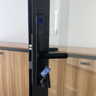 Khóa thông minh cửa nhôm sắt chống nước DEMAX EL-C103 SB APP