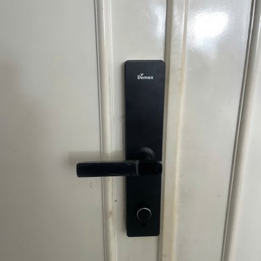 Khóa điện tử thông minh Demax EL-C88 SV App Wifi