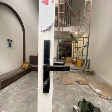 Khóa thông minh cửa nhôm sắt chống nước DEMAX EL588 BL