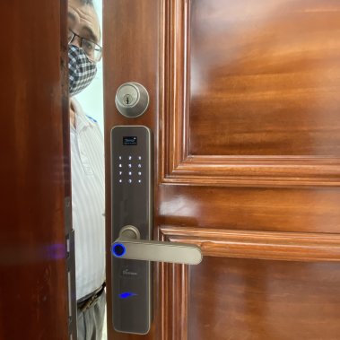 Khóa vân tay thông minh DEMAX EL630 GB