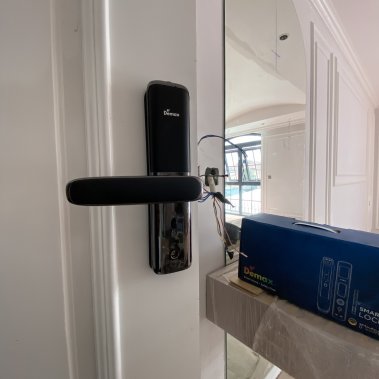 Khóa vân tay thông minh DEMAX SL268 GS APP WIFI