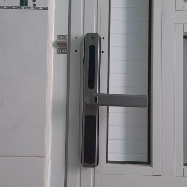 Khóa thông minh cửa nhôm sắt chống nước DEMAX SL601 AG APP WIFI