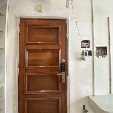 Khóa vân tay thông minh DEMAX EL630 GB APP/ REMOTE