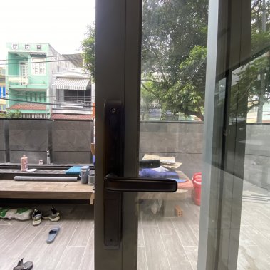 Khóa thông minh cửa nhôm sắt chống nước DEMAX EL101 BL