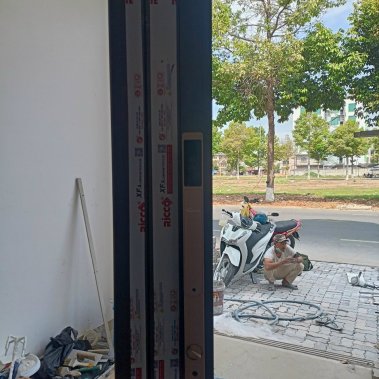 Khóa thông minh tự động cửa nhôm sắt chống nước DEMAX SL808 CG CNC APP + REMOTE