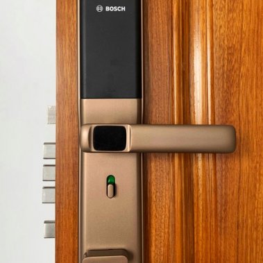 Khóa vân tay Bosch ID 30B EU AMBER GOLD APP (Màu vàng đồng)