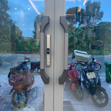 Khóa vân tay cửa nhôm Kaimi CN108 Màu bạc - Tay nắm