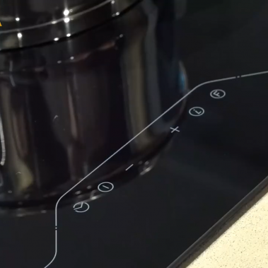 Bếp 4 từ kết hợp máy hút khói khử mùi Malloca HIH-904 SLIM