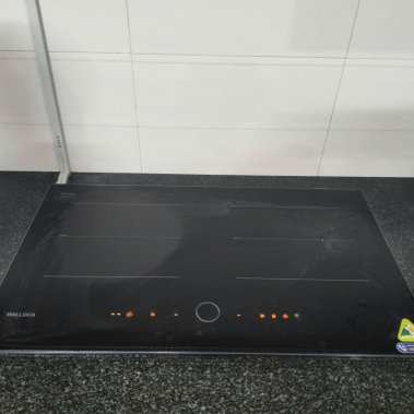 Bếp từ Malloca 2 vùng nấu 75 cm (Mặt kính Onyka chống trầy xước) MI7502ES