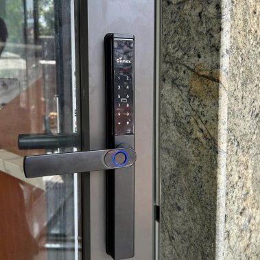 Khóa Thông Minh Cửa Nhôm Demax EL599 LUX BL - Mở Vân Tay, Chống Nước