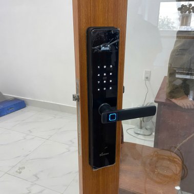 Khóa vân tay thông minh DEMAX EL622 BL APP WIFI