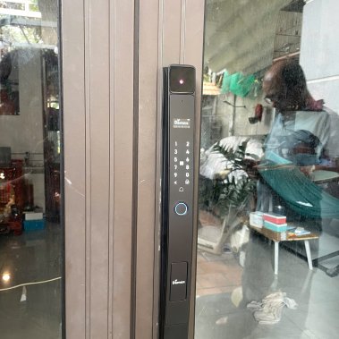 Khóa thông minh face ID cho cửa nhôm Demax EL-C905 SB