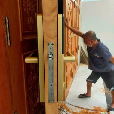 Khóa vân tay thông minh Kassler KL-678 Gold