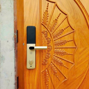 Khóa vân tay thông minh Kassler KL-678 Gold