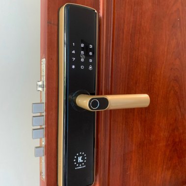 Khóa vân tay thông minh Kassler KL-678 Gold