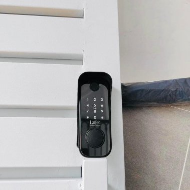 Khoá vân tay cửa cổng chống nước Laffer A18 - vân tay 2 chiều