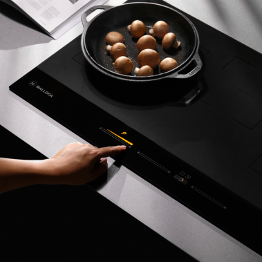 Bếp kính âm 3 từ Malloca Skylux MH-803