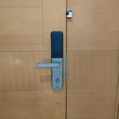 Khóa vân tay thông minh DEMAX EL630 GB