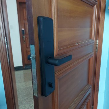 Khóa vân tay Kaimi BTM101 Màu đen