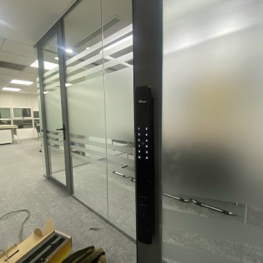 Khóa thông minh tự động cửa nhôm sắt chống nước DEMAX SL801 BL APP WIFI