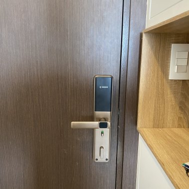 Khóa vân tay Bosch ID 30B EU AMBER GOLD (Màu vàng đồng)