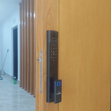 Khóa vân tay màn hình chuông KM10 – Ultra