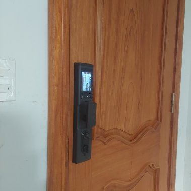 Khóa vân tay màn hình chuông KM10 – Ultra