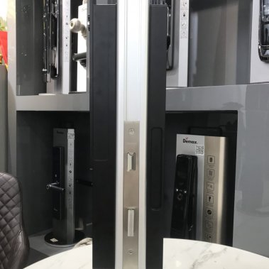 Khóa thông minh tự động cửa nhôm sắt chống nước DEMAX SL808 BL CNC APP + REMOTE