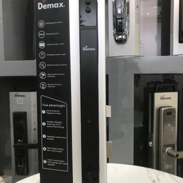 Khóa thông minh tự động cửa nhôm sắt chống nước DEMAX SL808 BL CNC APP + REMOTE