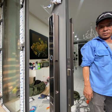 Khóa thông minh tự động cửa nhôm sắt chống nước DEMAX SL808 AG CNC APP + REMOTE