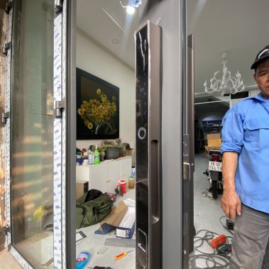 Khóa thông minh tự động cửa nhôm sắt chống nước DEMAX SL808 AG CNC APP + REMOTE