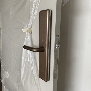 Khóa vân tay Bosch ID 80 EU GOLD/ GRAY (Màu vàng đồng/ Màu xám)