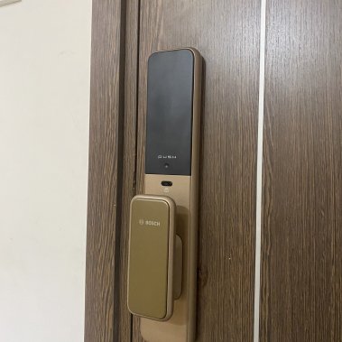 Khóa vân tay tự động Bosch EL 600 EU AMBER GOLD (Màu vàng đồng)