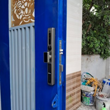 Khóa thông minh cửa nhôm sắt chống nước - tay nắm DEMAX EL588 SD