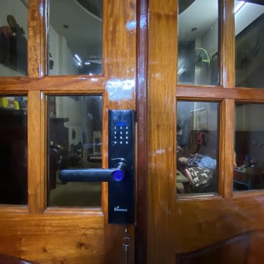 Khóa vân tay thông minh DEMAX SL266 BN APP WIFI