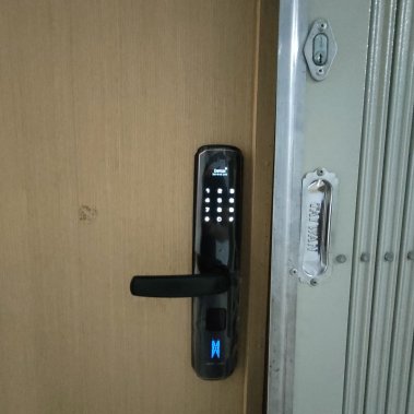 Khóa vân tay thông minh DEMAX EL666 BN APP WIFI