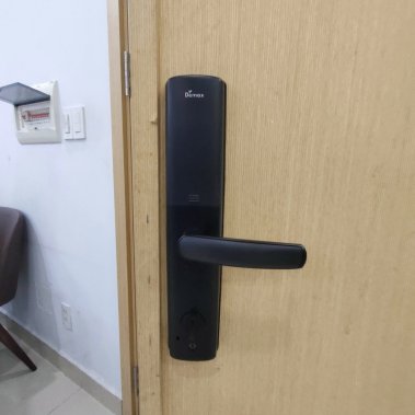 Khóa vân tay thông minh DEMAX EL666 BN APP WIFI