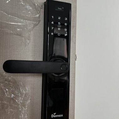 Khóa vân tay thông minh DEMAX EL638 BN