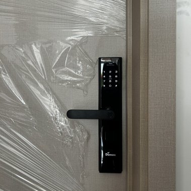 Khóa vân tay thông minh DEMAX EL638 BN