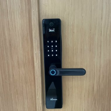 Khóa vân tay thông minh DEMAX SL-C626 BL APP - Camera màn hình chuông