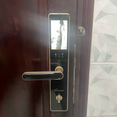Khóa vân tay thông minh DEMAX SL-C626 CG APP - Camera màn hình chuông