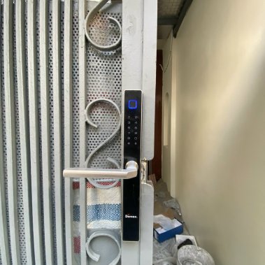 Khóa thông minh cửa nhôm sắt chống nước DEMAX EL-C102 SB
