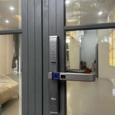 Khóa thông minh cửa nhôm sắt chống nước DEMAX EL688 GS LUX APP WIFI