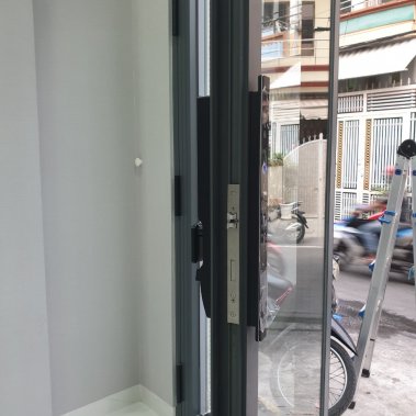 Khóa thông minh nhận diện khuôn mặt Face ID cửa nhôm sắt - chống nước DEMAX SL906 BL APP + REMOTE