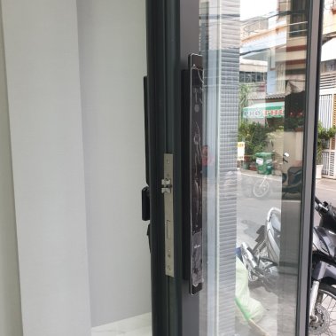Khóa thông minh nhận diện khuôn mặt Face ID cửa nhôm sắt - chống nước DEMAX SL906 BL APP + REMOTE