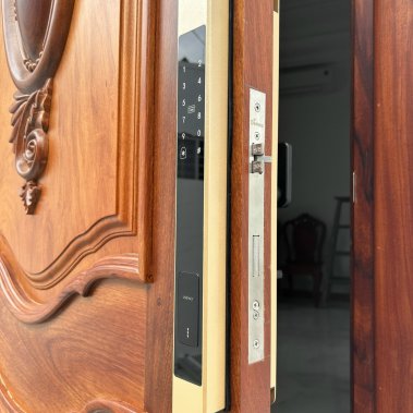 Khóa thông minh tự động cửa nhôm sắt chống nước DEMAX SL801 YB APP WIFI