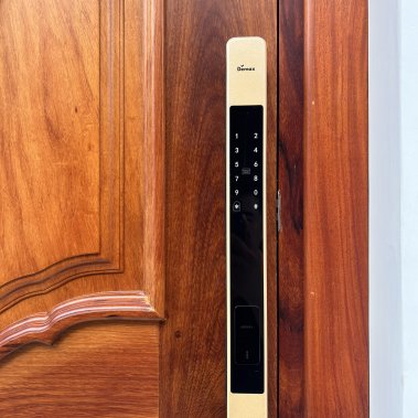 Khóa thông minh tự động cửa nhôm sắt chống nước DEMAX SL801 YB APP WIFI